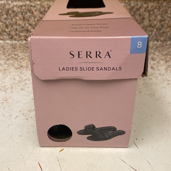 3/$20 sandals - Picture 6 of 9